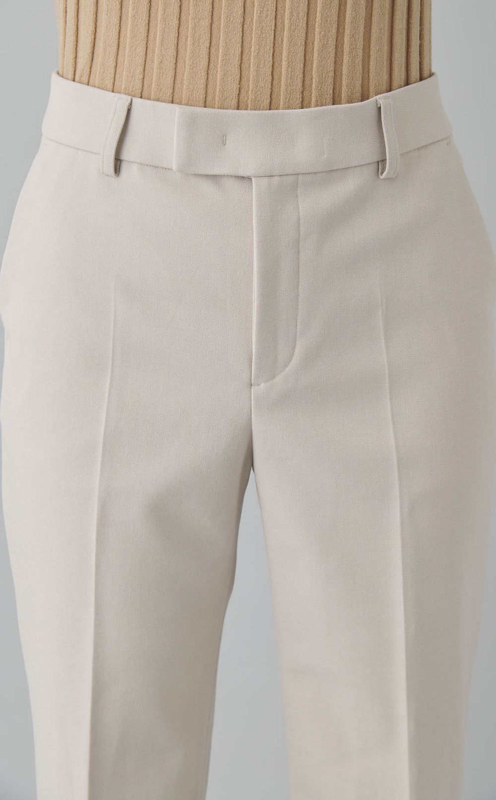 センタープレスストレートパンツ