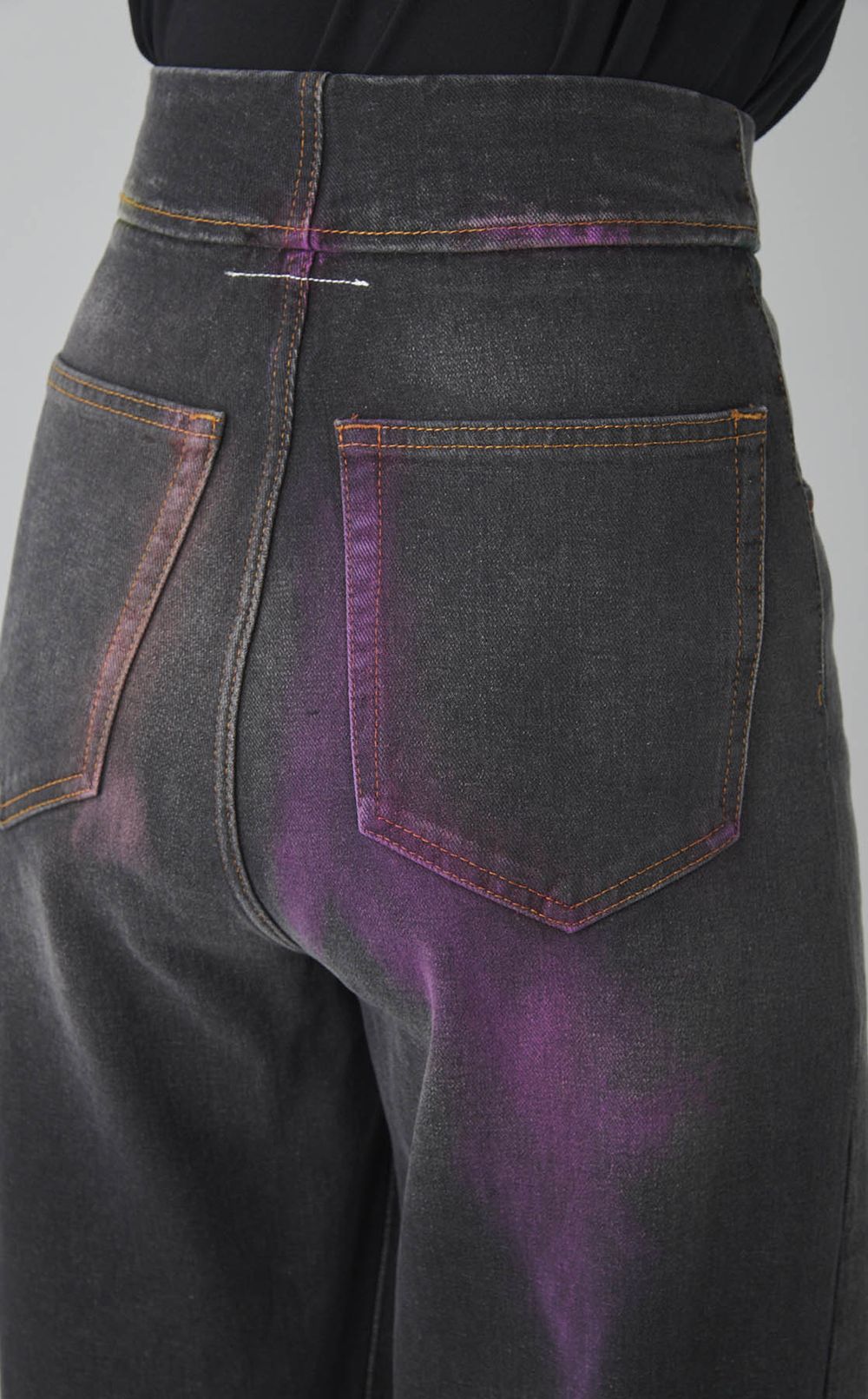 ボタンフライスプレーデニムパンツ