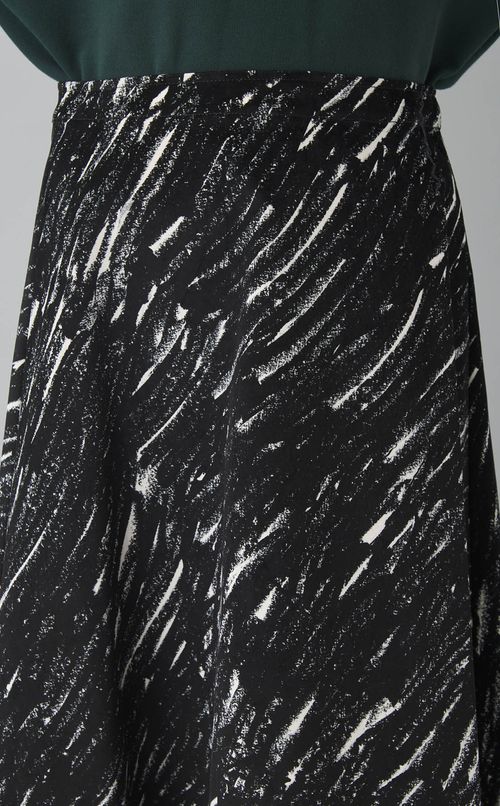 プリントフレアミディスカート