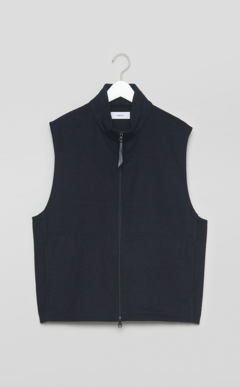ウールシルクジップアップベスト