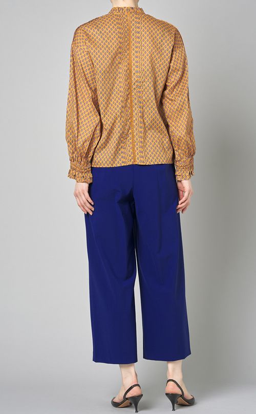 プリントスタンドギャザーネックシャツ