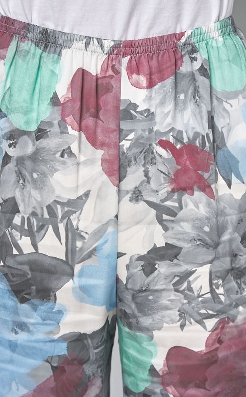 フラワープリントリラックスパンツ