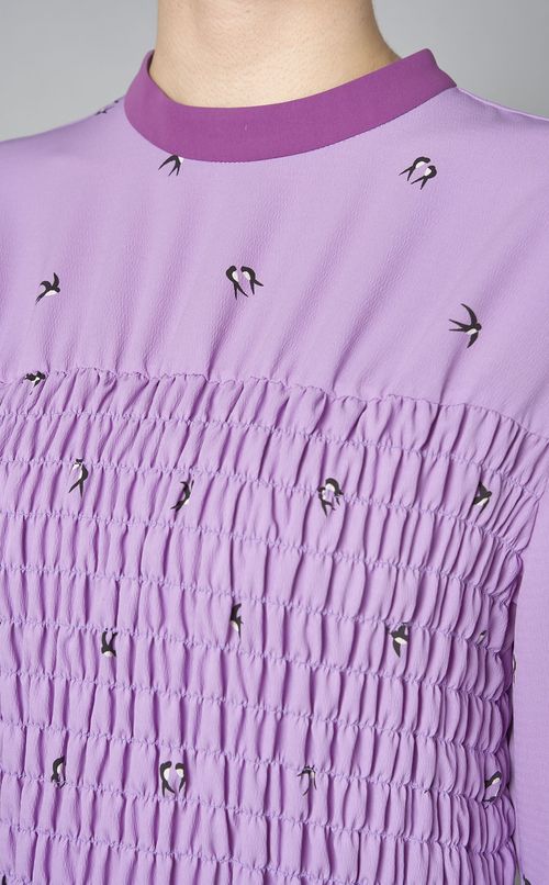 ツバメプリントギャザーワンピース