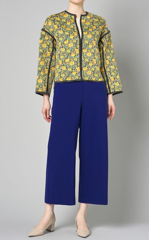 フラワープリントノーカラージャケット