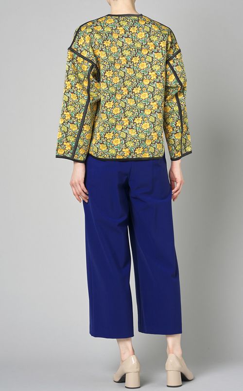 フラワープリントノーカラージャケット