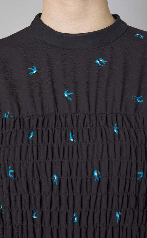 ツバメプリントギャザーワンピース