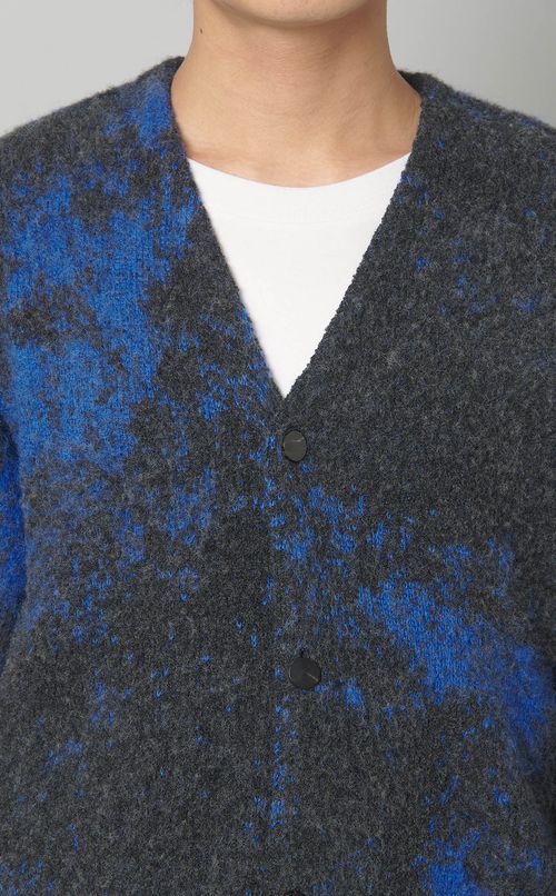 ブラッシュジャガードカーディガン