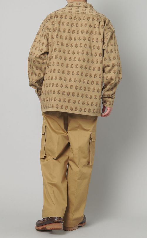 パターン柄オープンカラーシャツ