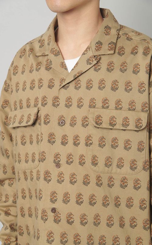 パターン柄オープンカラーシャツ