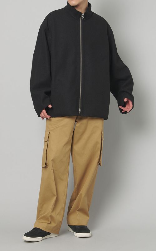 リバーシブルスタンドブルゾン