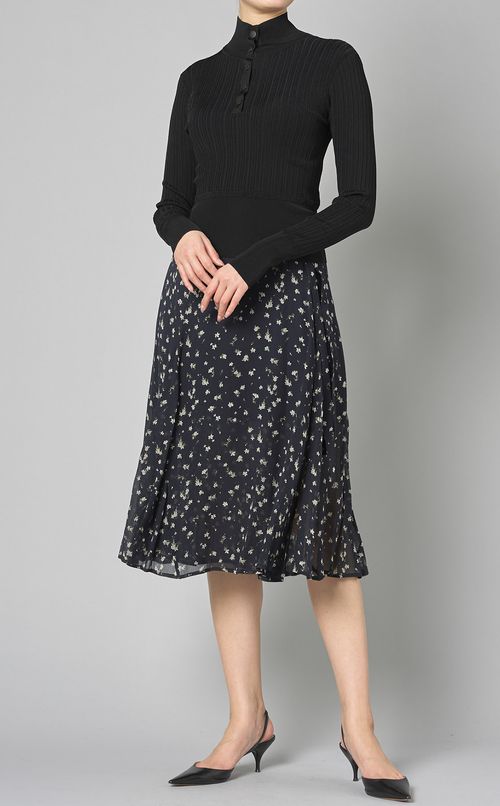 ミニフラワープリントラップスカート