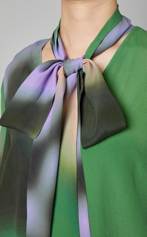 フェイドプリントボウタイブラウス