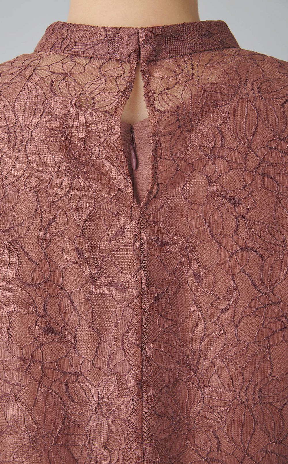 レースブラウス付Iラインドレス