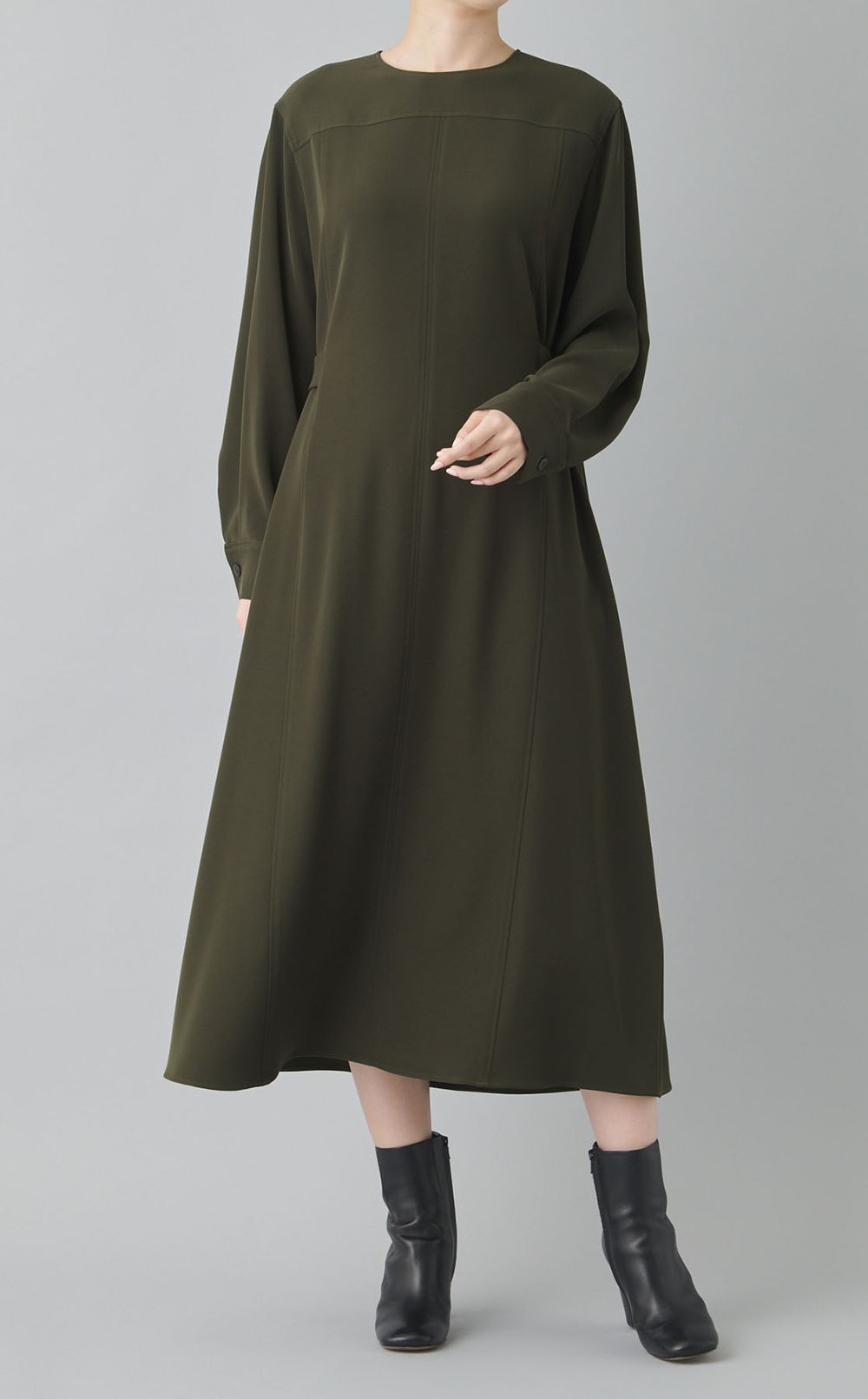 サテンサイドシームワンピース