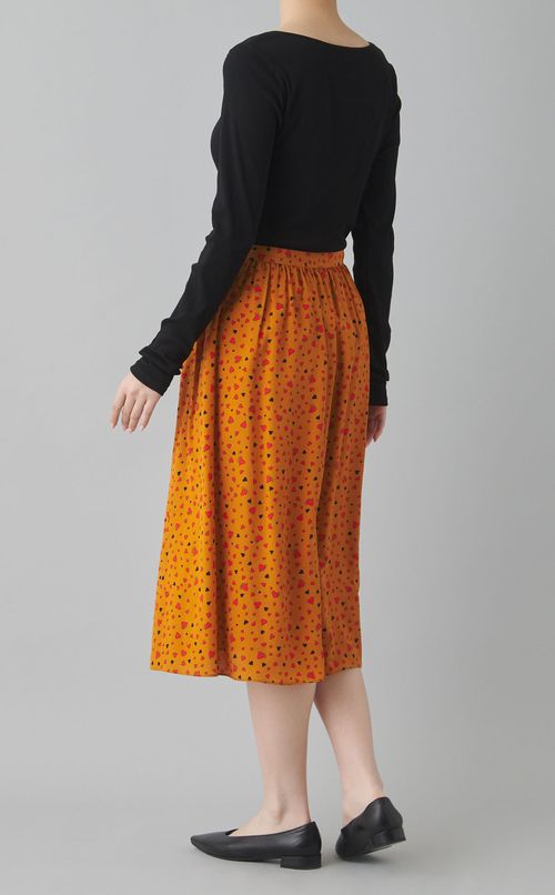 デシンハートプリントスカート