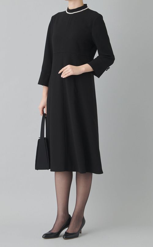 【ブラックフォーマル】別注スタンドネックワンピース