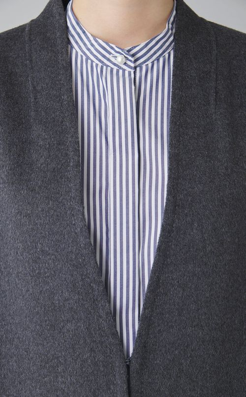 ダブルフェイスジレ