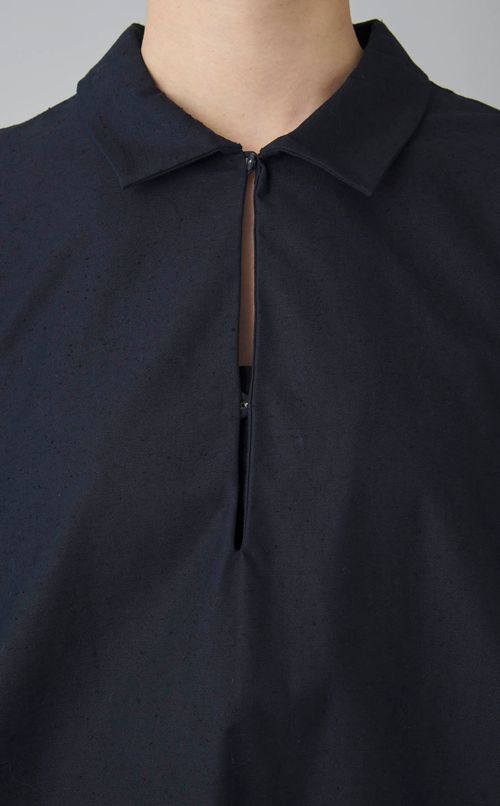 フレアスリーブスキッパーシャツ