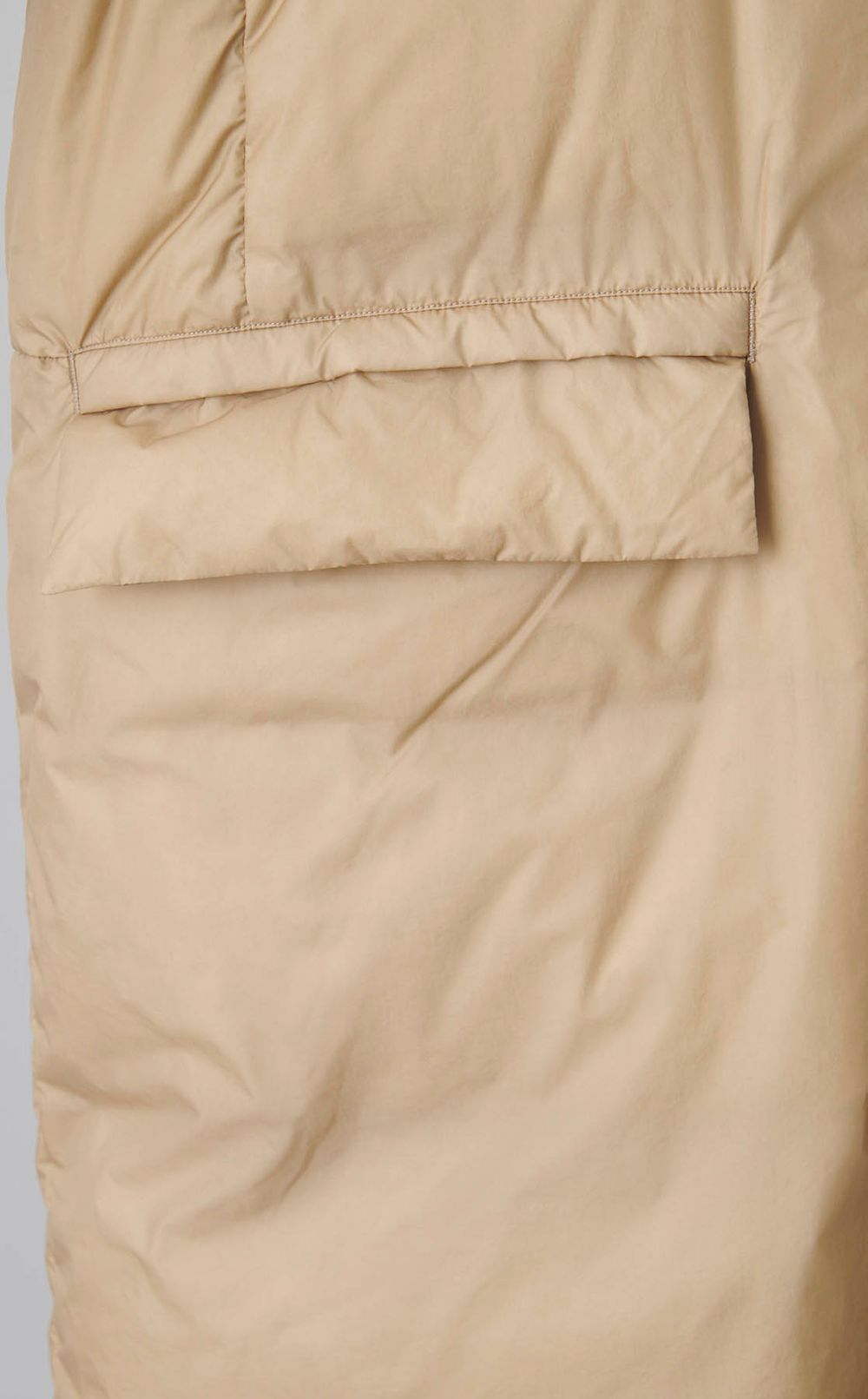 スーパーライトアウトドアロングダウン