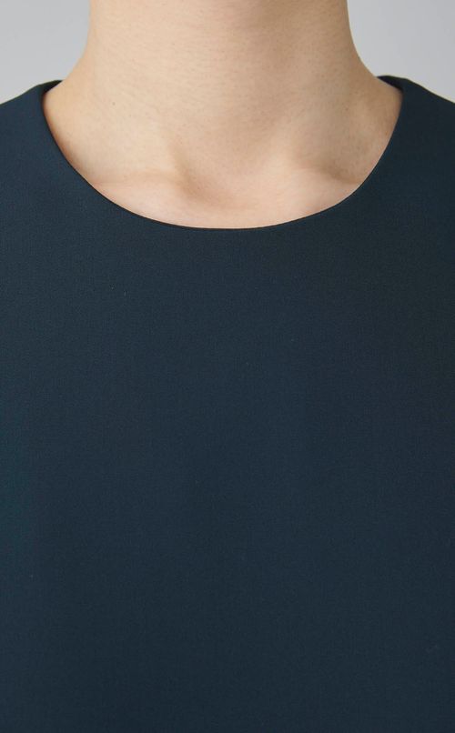 フラワーエンブロイダリードレス