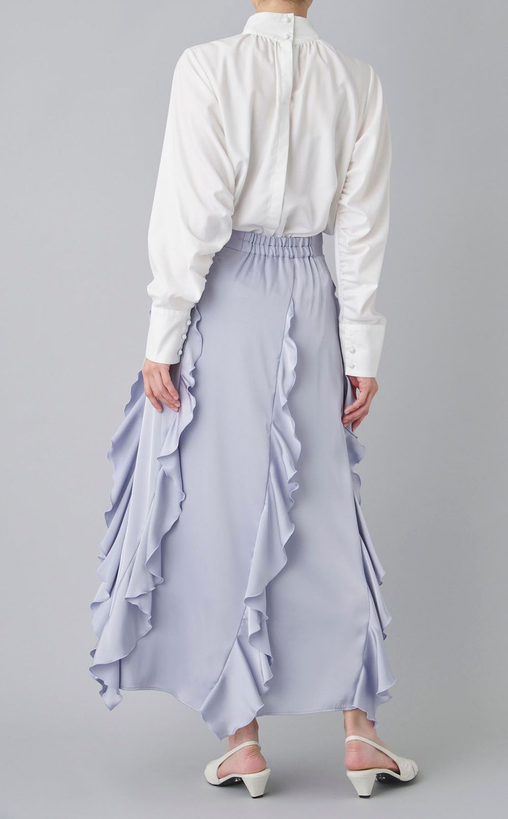 ラッフルサテンスカート