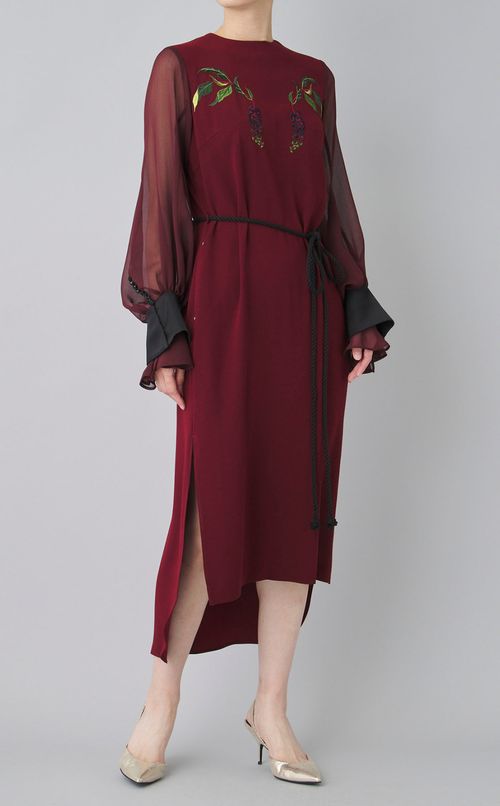 ベリー刺繍シアースリーブドレス