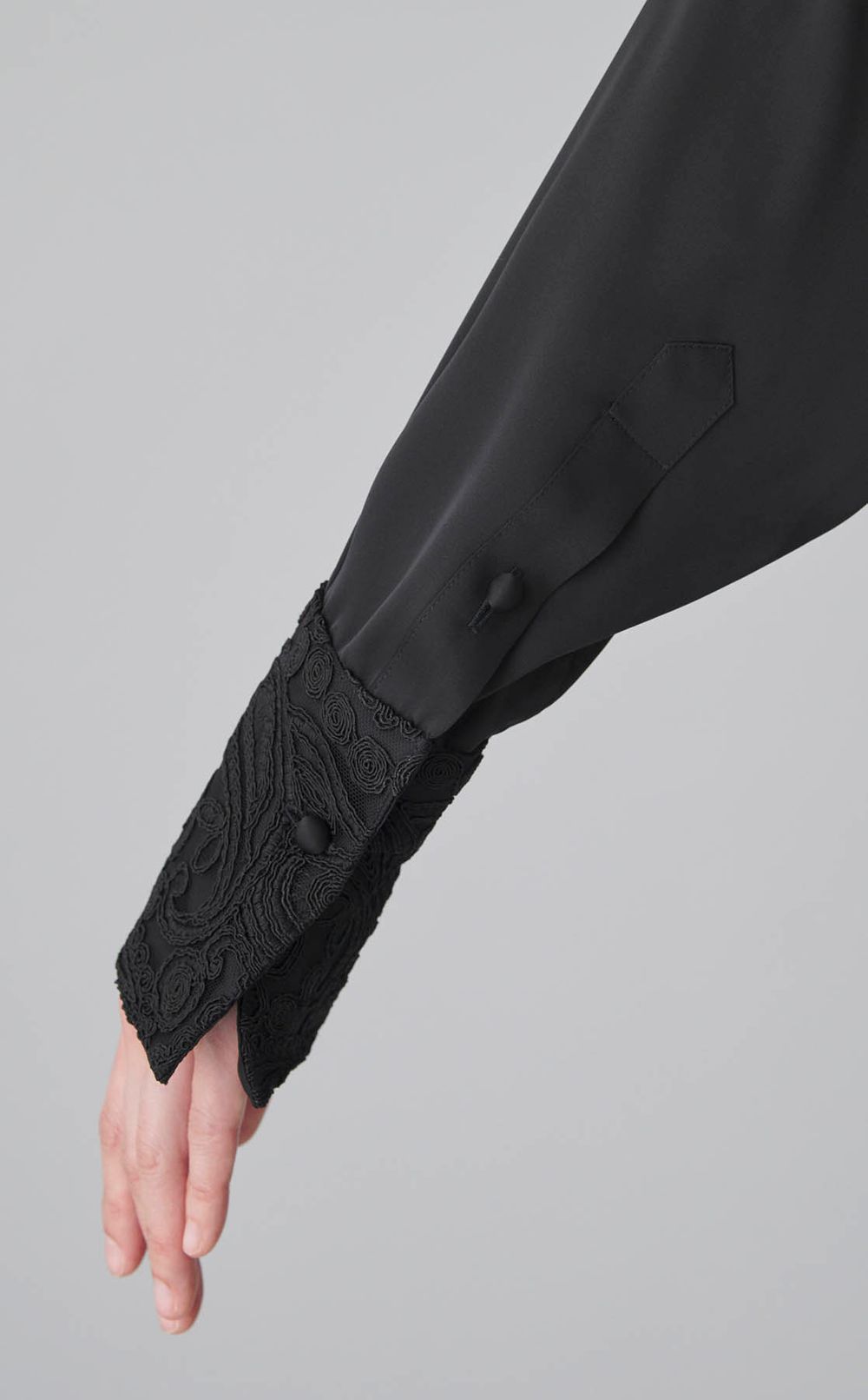 【ブラックフォーマル】レースシャツ