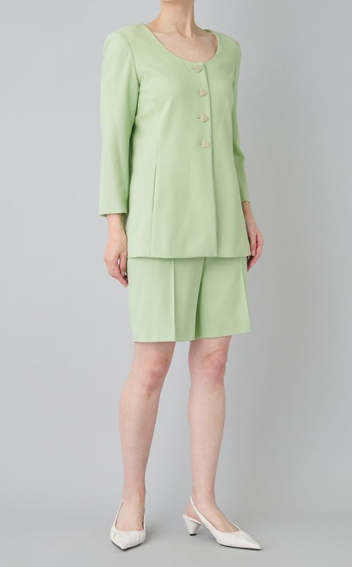 ハートボタンノーカラージャケット