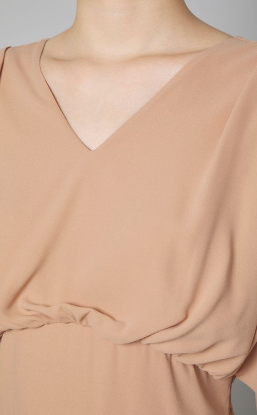 Vネックスリーブレスオールインワン