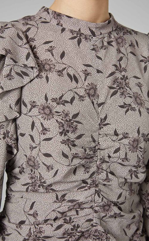 パフスリーブギャザーワンピース