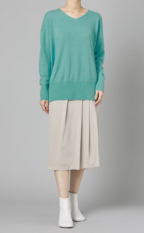 ソフトウールVネックニット