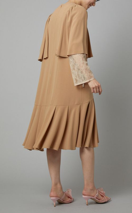 パール付レースワンピース