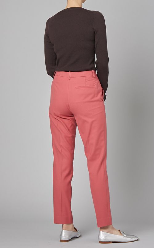 ストレッチクロップドパンツ