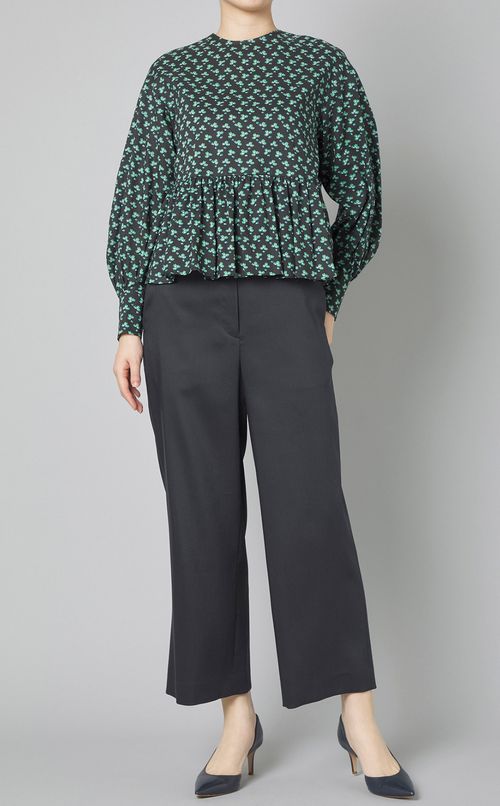 ストレッチセミワイドパンツ