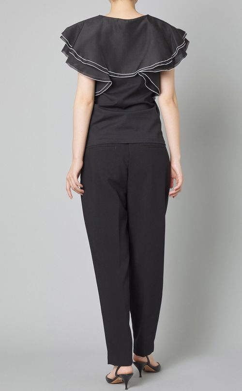 ラッフルネックフリルトップス