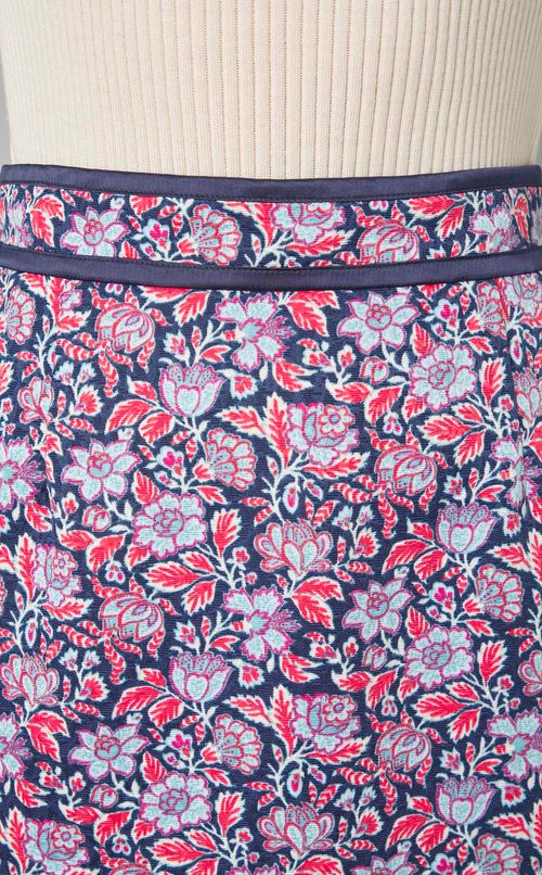 フラワープリントタイトスカート