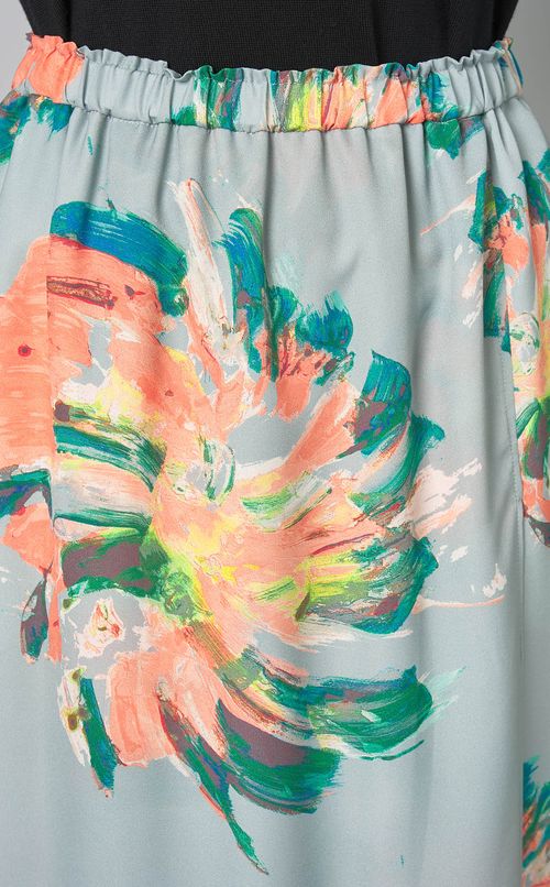 フラワープリントイージースカート