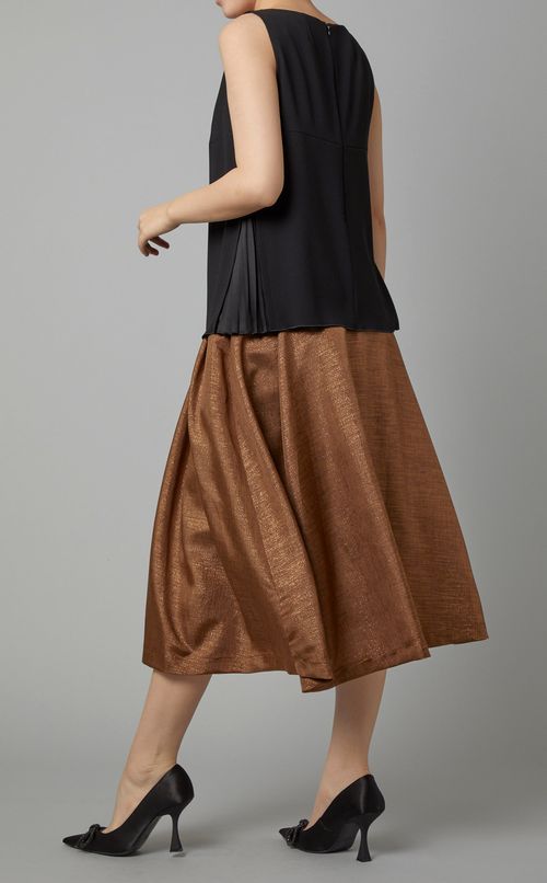 サイドプリーツノースリーブブラウス