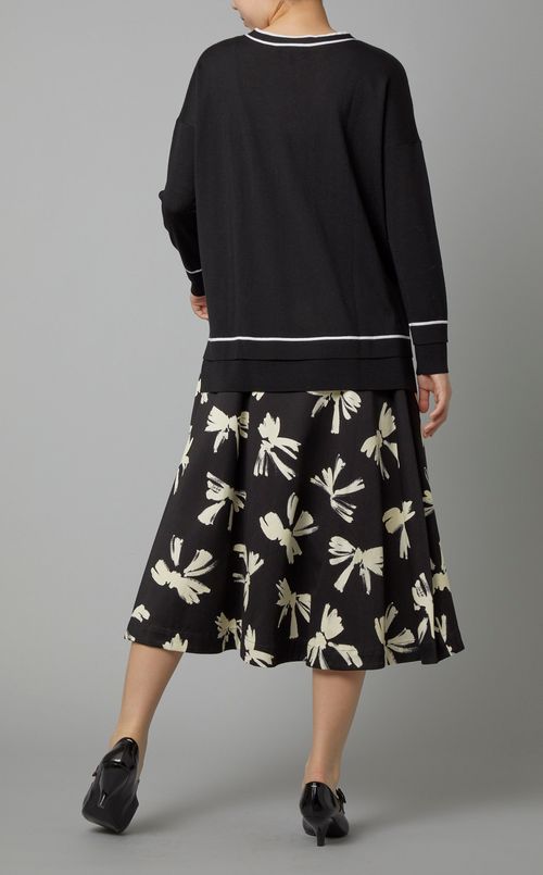 Vネックリボンニットプルオーバー