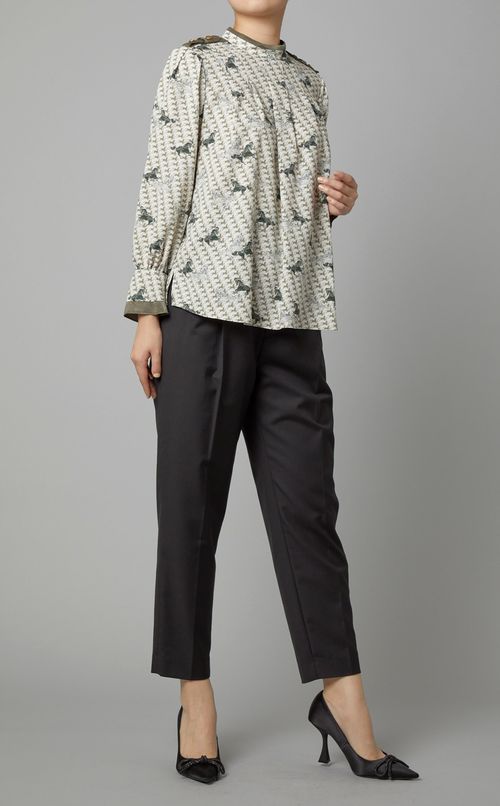 ホースプリントハイネックブラウス