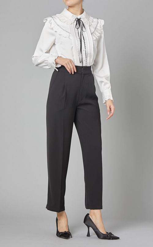 フリルカラーフロントピンタックブラウス