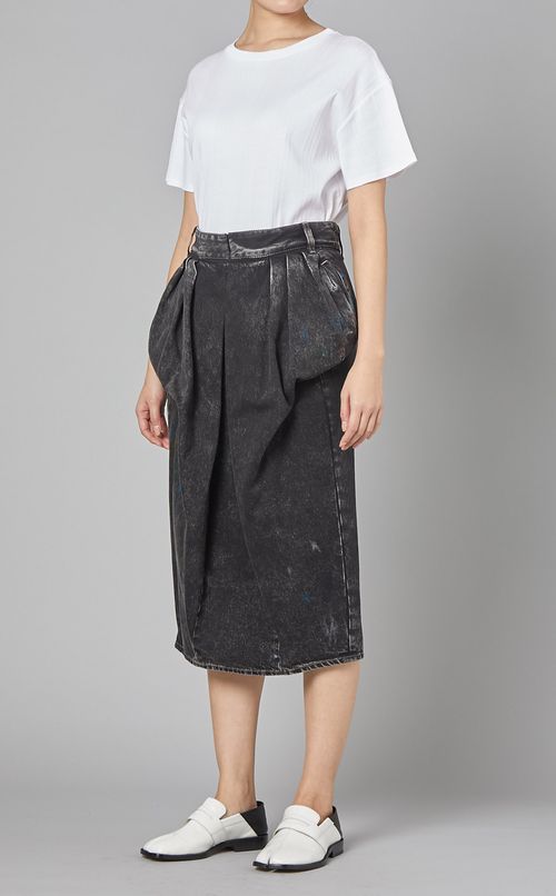 ブラックデニムタックスカート