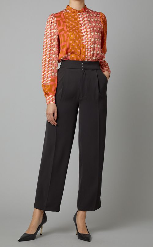 プリントボウタイブラウス