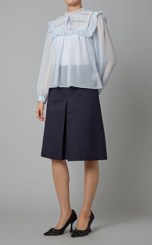 ヨーク切替フロントレースフリルブラウス