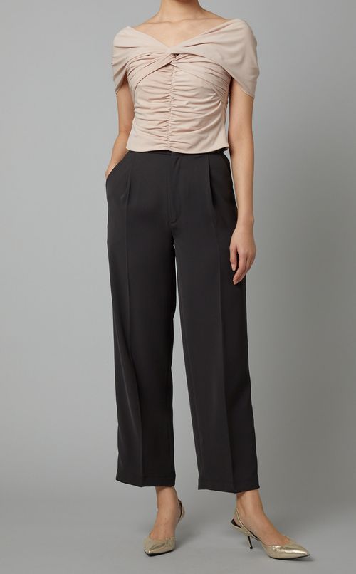 ストレートワイドパンツ