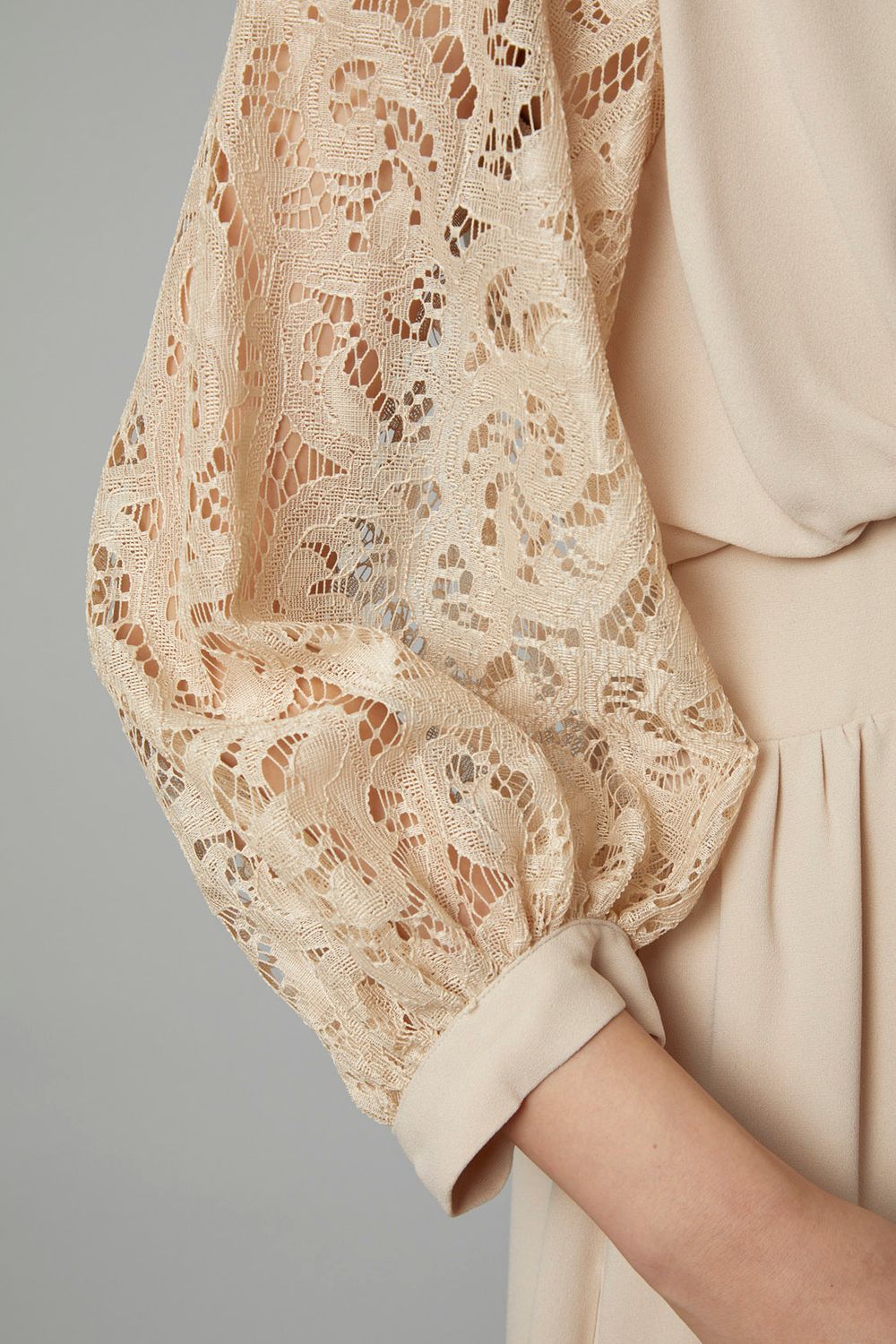 袖レースオールインワン