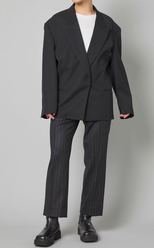 ピークドラペルジャケット