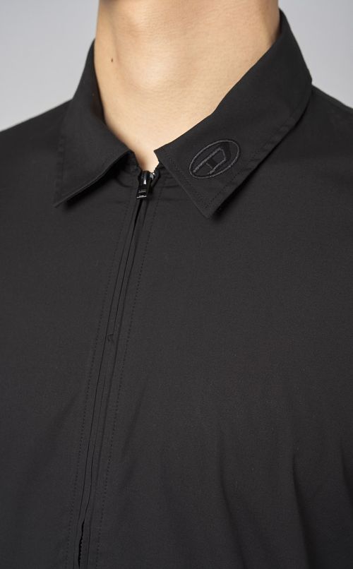 ロゴカラージップアップシャツ