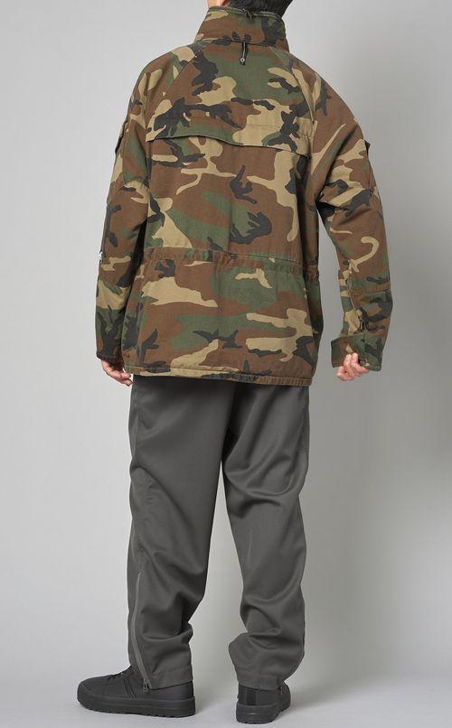 カモフラエミュレーションジャケット