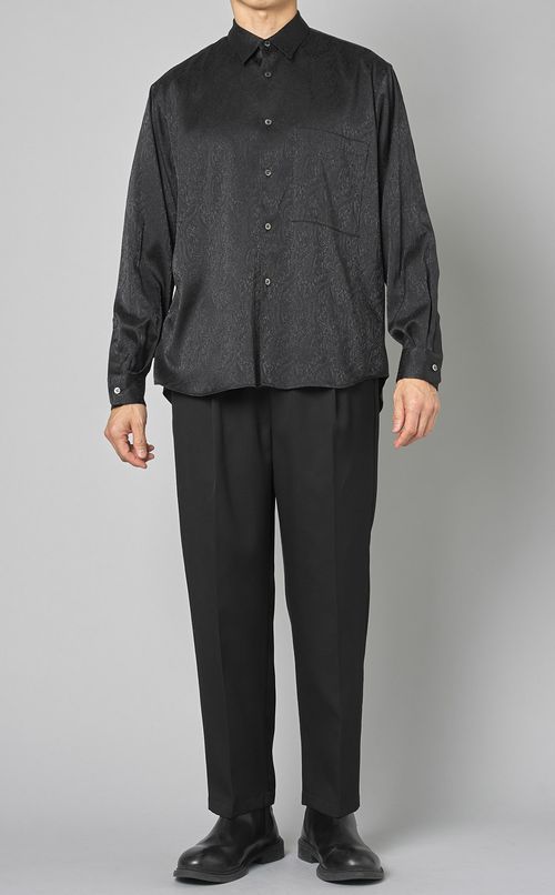 ジャガードラウンドヘムシャツ